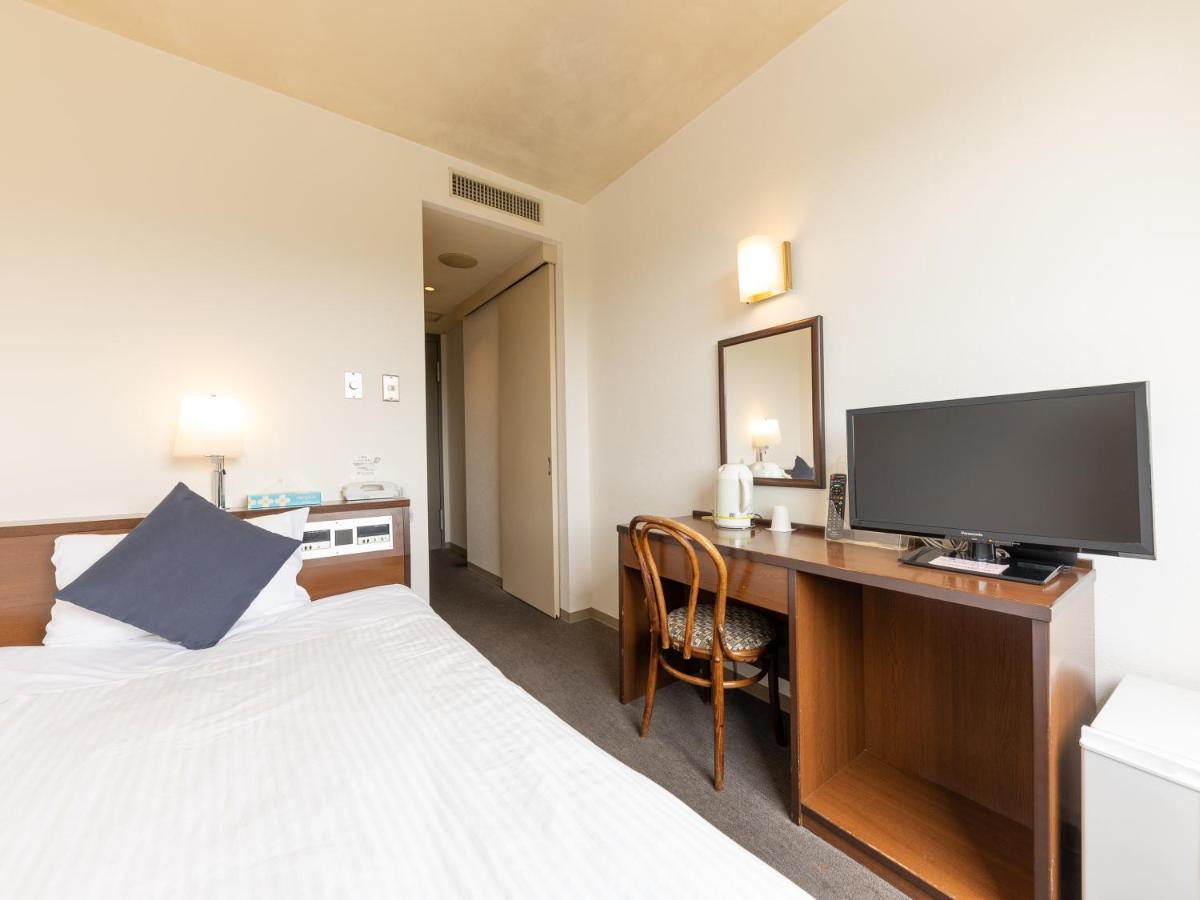 Tabist Station Hotel 2*